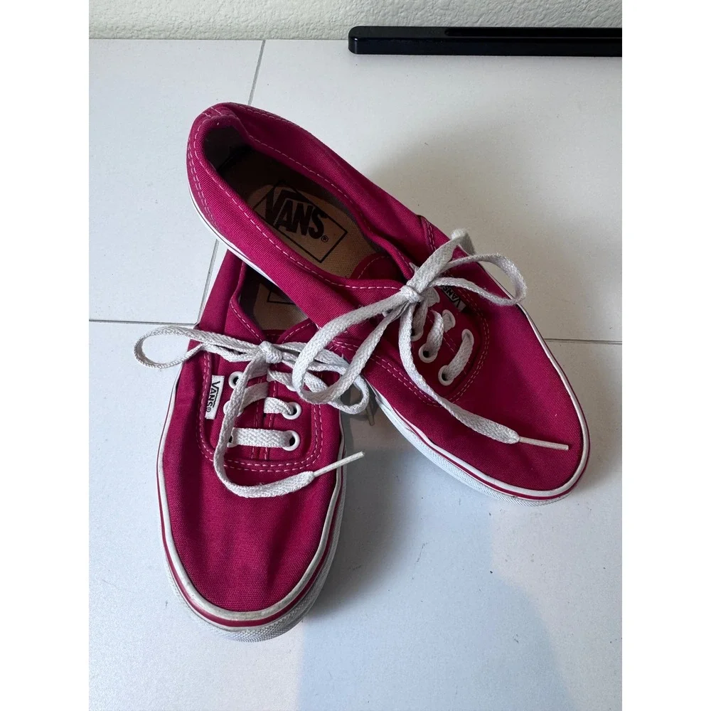 Vans Y2K‎ Low Top Sneakers Women 7 Canvas Lace Up Skater Minimalist Indie Red